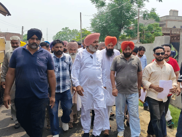 ਕਮਾਲਪੁਰ ਤੇ ਆਸ-ਪਾਸ ਦੇ ਪਿੰਡਾਂ ਦੀਆਂ ਸੜਕਾਂ ਦੇ ਨਿਰਮਾਣ 'ਤੇ ਖਰਚੇ ਜਾ ਰਹੇ ਨੇ ਕਰੀਬ 20 ਕਰੋੜ: ਹਰਪਾਲ ਸਿੰਘ ਚੀਮਾ