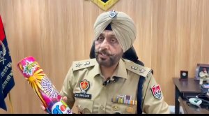 ਅਸ਼ਵਨੀ ਸ਼ਰਮਾ ਦੇ ਘਰ ਦੇ ਬਾਹਰ ਇਕ ਜ਼ੋਰਦਾਰ ਧਮਾਕੇ ਵਰਗੀ ਆਵਾਜ਼ ਨਾਲ ਫੈਲੀ ਸਨਸਨੀ