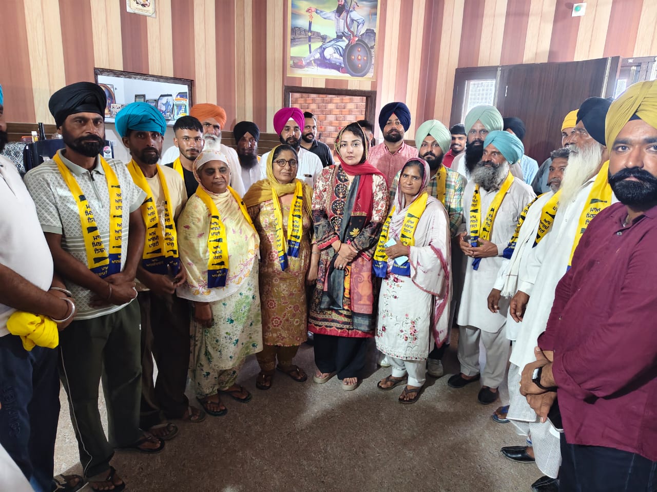 ਮੁੱਖ ਮੰਤਰੀ ਭਗਵੰਤ ਸਿੰਘ ਮਾਨ ਦੀਆਂ ਨੀਤੀਆਂ ਤੋਂ ਪ੍ਰਭਾਵਿਤ ਹੋ ਕੇ 20 ਪਰਿਵਾਰ 'ਆਪ' 'ਚ ਸ਼ਾਮਿਲ
