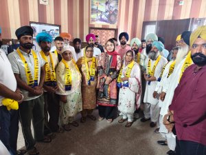 ਮੁੱਖ ਮੰਤਰੀ ਭਗਵੰਤ ਸਿੰਘ ਮਾਨ ਦੀਆਂ ਨੀਤੀਆਂ ਤੋਂ ਪ੍ਰਭਾਵਿਤ ਹੋ ਕੇ 20 ਪਰਿਵਾਰ 'ਆਪ' 'ਚ ਸ਼ਾਮਿਲ