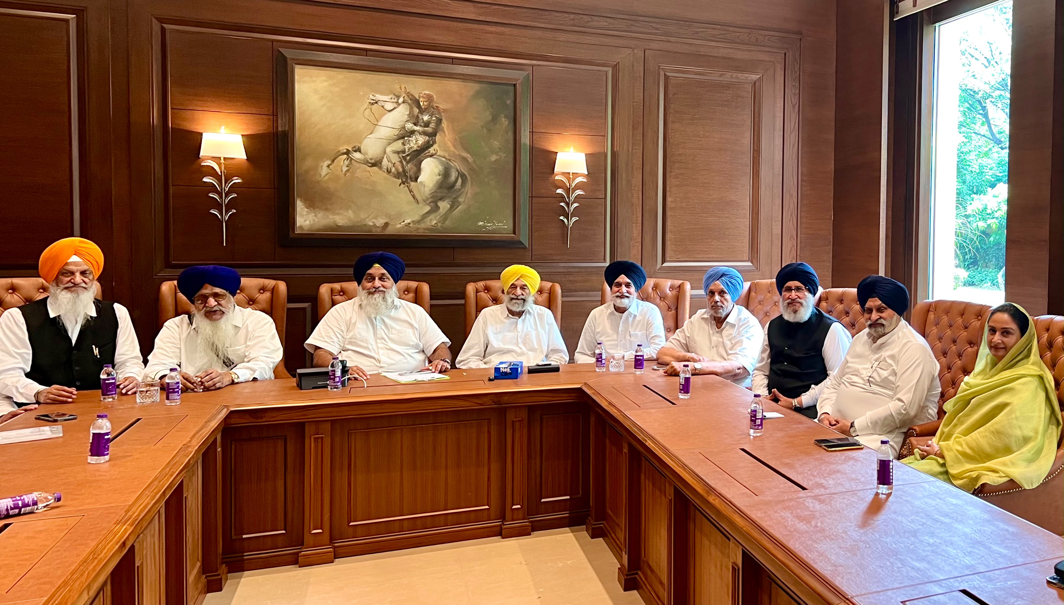ਸੁਖਬੀਰ ਸਿੰਘ ਬਾਦਲ ਦੀ ਚੰਡੀਗੜ੍ਹ ’ਚ ਸੀਨੀਅਰ ਲੀਡਰਸ਼ਿਪ ਨਾਲ ਮੁਲਾਕਾਤ
