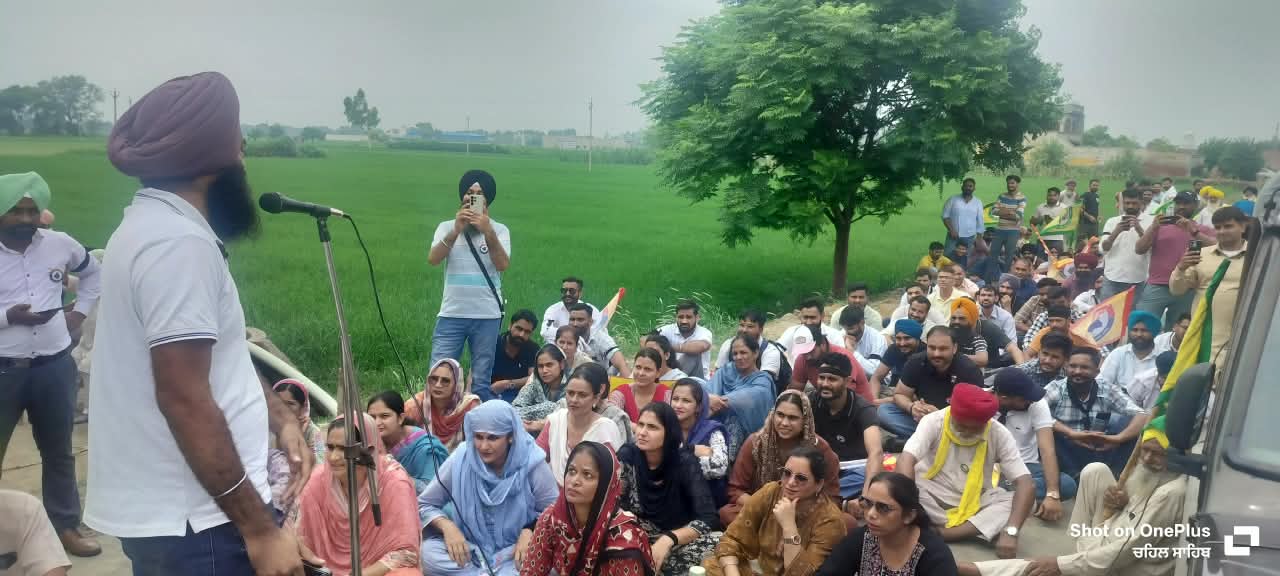 ਮੁੱਖ ਮੰਤਰੀ ਦਾ ਘਰ ਘੇਰਨ ਜਾਂਦੇ ਅਧਿਆਪਕਾਂ ਨੂੰ ਪੁਲਿਸ ਨੇ ਜ਼ਬਰੀ ਰੋਕਿਆ