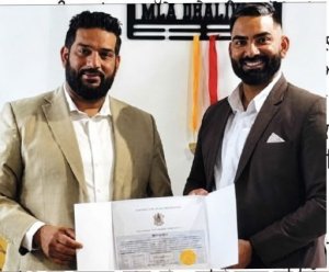 ਟਰੈਫਿਕ ’ਚ ਫਸੇ ਬੱਚੇ ਨੂੰ ਸੁਰੱਖਿਅਤ ਬਾਹਰ ਕੱਢਣ ਵਾਲੇ ਪੰਜਾਬੀ ਡਰਾਈਵਰ ਦਾ ਸਨਮਾਨ