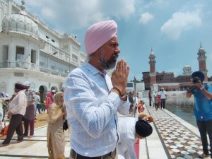 ਯੂ.ਕੇ. ਦੇ ਸੰਸਦ ਮੈਂਬਰ ਤਨਮਨਜੀਤ ਸਿੰਘ ਢੇਸੀ ਸ੍ਰੀ ਦਰਬਾਰ ਸਾਹਿਬ ਵਿਖੇ ਨਤਮਸਤਕ