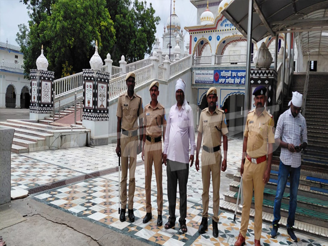 ਸੁਖਬੀਰ ਸਿੰਘ ਬਾਦਲ ’ਤੇ ਹਮਲੇ ਦੀ ਜਾਂਚ ਲਈ ਗੁਰਦੁਆਰਾ ਮਾਤਾ ਸਾਹਿਬ ਦੇਵ ਵਿਖੇ ਪੁੱਜੇ ਪੁਲਿਸ ਅਧਿਕਾਰੀ