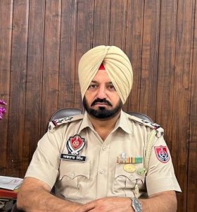 ਕਤਲ ਕਾਂਡ ਤੋਂ ਬਾਅਦ ਸਨੌਰ ਥਾਣੇ ਨੂੰ ਮਿਲੇ ਨਵੇਂ ਥਾਣਾ ਮੁਖੀ ਅਵਤਾਰ ਸਿੰਘ