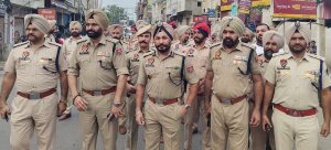 ਡੀ. ਆਈ. ਜੀ. ਇੰਦਰਬੀਰ ਸਿੰਘ ਦੀ ਅਗਵਾਈ ਹੇਠ ਫਲੈਗ ਮਾਰਚ ਕੱਢਿਆ
