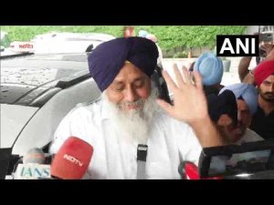 ਹਸਪਤਾਲ ਤੋਂ ਛੁੱਟੀ ,Sukhbir Badal ਪਹੁੰਚੇ Delhi - ਵੇਖੋ ਹਵਾਈ ਅੱਡੇ ਤੋਂ ਸਿੱਧੀਆਂ ਤਸਵੀਰਾਂ