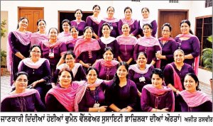ਫ਼ਾਜ਼ਿਲਕਾ ’ ਚ ਸਰਹੱਦ ਦੇ ਰਾਖਿਆਂ ਲਈ ਤਿਆਰ ਹੋ ਰਹੀਆਂ 1100 ਵਿਸ਼ੇਸ਼ ਰੱਖੜੀਆਂ