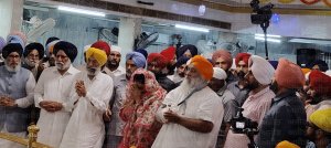 ਤਖ਼ਤ ਸ੍ਰੀ ਦਮਦਮਾ ਸਾਹਿਬ ਨਤਮਸਤਕ ਹੋਏ ਸ਼੍ਰੋਮਣੀ ਅਕਾਲੀ ਦਲ (ਬ) ਪ੍ਰਧਾਨ ਸੁਖਬੀਰ ਸਿੰਘ ਬਾਦਲ