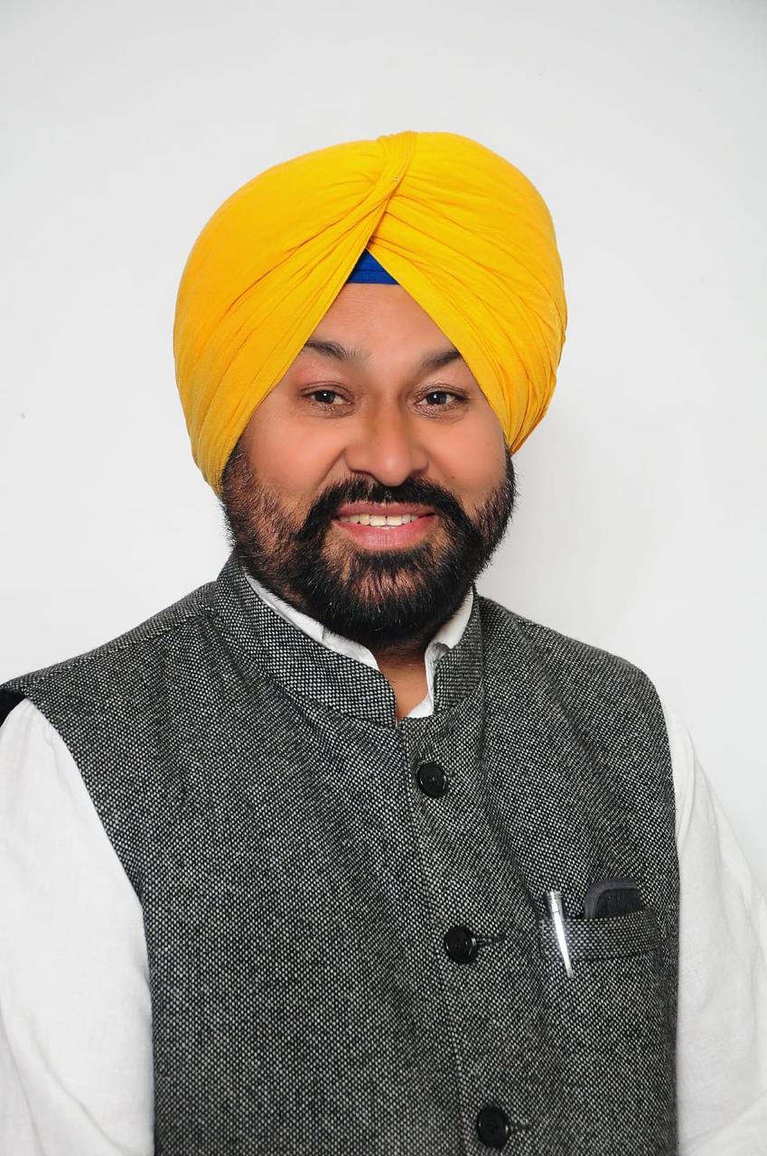 ਭਗਵੰਤ ਮਾਨ ਸਰਕਾਰ ਨੇ ਵਾਅਦੇ ਹੀ ਪੂਰੇ ਨਹੀਂ ਕੀਤੇ ਬਲਕਿ ਵਾਅਦਿਆਂ ਤੋਂ ਅੱਗੇ ਜਾ ਕੇ ਕੰਮ ਕੀਤੇ ਹਨ- ਅਵਤਾਰ ਝਨੇੜੀ