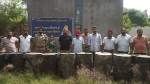 ਪਿੰਡ ਕੋਟਲੀ ਸੱਕਾ 'ਚ ਸਰਕਾਰੀ ਟੈਂਕੀ ਵਾਲੀ ਜਗ੍ਹਾਂ ਤੋਂ 1800 ਲੀਟਰ ਨਜਾਇਜ਼ ਲਾਹਣ ਬਰਾਮਦ