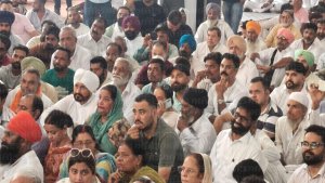 ਜਾਤੀਵਾਦ ਨੂੰ ਲੈ ਕੇ ਰਾਹੁਲ ਗਾਂਧੀ ਖ਼ਿਲਾਫ਼ ਦਰਜ ਕੀਤੀ ਐੱਫਆਈਆਰ ਦੇ ਸੰਬੰਧ ’ਚ ਕਾਂਗਰਸ ਦਾ ਰੋਸ ਪ੍ਰਦਰਸ਼ਨ