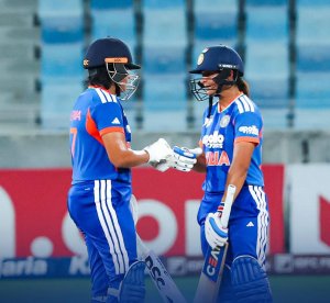 IND W vs BAN W : ਮਹਿਲਾ ਏਸ਼ੀਆ ਕੱਪ ਦੇ ਸੈਮੀਫਾਈਨਲ ਵਿੱਚ ਭਾਰਤ ਨੇ ਬੰਗਲਾਦੇਸ਼ ਨੂੰ 150 ਦੌੜਾਂ ਦਾ ਟੀਚਾ ਦਿੱਤਾ