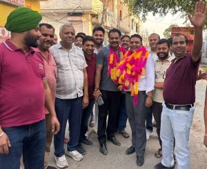 ਐਡਵੋਕੇਟ ਸੰਜੀਵ ਲਹਿਰੀ ਦੇ ਪ੍ਰਧਾਨ ਚੁਣੇ ਜਾਣ 'ਤੇ ਇਲਾਕੇ ਵਿਚ ਖੁਸ਼ੀ ਦੀ ਲਹਿਰ