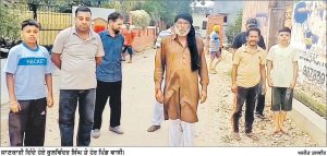 ਦੋ ਗੱਡੀਆਂ ’ ਤੇ ਆਏ ਹਮਲਾਵਰਾਂ ਨੇ ਸਾਬਕਾ ਸਰਪੰਚ ਦੇ ਭਰਾ ਦੇ ਘਰ ਕੀਤੀ ਫਾਇਰਿੰਗ