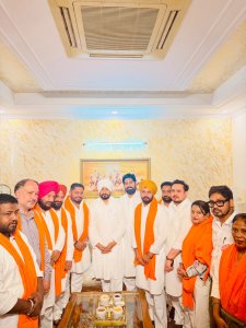 ਸਾਬਕਾ ਮੁੱਖ ਮੰਤਰੀ ਚਰਨਜੀਤ ਸਿੰਘ ਚੰਨੀ ਦੀ ਮੌਜੂਦਗੀ ’ਚ ਰੈੱਡੀ ਬੈਨੀਪਾਲ ਨੇ ਕੀਤੀ ਘਰ ਵਾਪਸੀ
