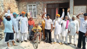 ਪਿੰਡ ਵਣੀਏਕੇ ਵਿਖੇ ਪੁਲੀ 'ਤੇ ਬੈਠਣ ਨੂੰ ਲੈ ਕੇ ਹੋਇਆ ਝਗੜਾ, ਘਰ ਦੀ ਭੰਨਤੋੜ ਅਤੇ ਅੰਗਹੀਣ ਔਰਤ ਦੀ ਕੁੱਟਮਾਰ ਦੇ ਲੱਗੇ ਦੋਸ਼