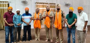 ਨਸ਼ਿਆਂ ਖ਼ਿਲਾਫ਼ ਵਿੱਢੀ ਮੁਹਿੰਮ ਲਈ ਡੀ.ਐੱਸ.ਪੀ. ਔਲਖ ਦਾ ਵਿਸ਼ੇਸ਼ ਸਨਮਾਨ