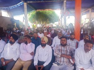 ਬਾਬਾ ਰਾਮ ਥੰਮਣ ਜੀ ਦੇ ਡੇਰੇ ਪਹੁੰਚੇ ਹਰਿਆਣਾ ਦੇ ਮੁੱਖ ਮੰਤਰੀ ਨਾਇਬ ਸਿੰਘ ਸੈਣੀ
