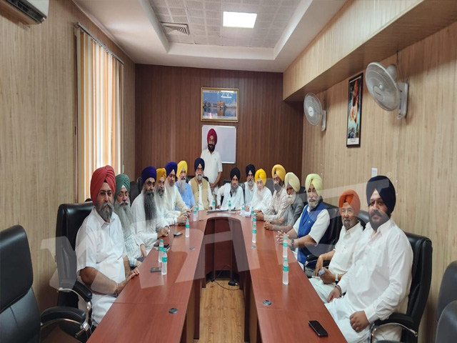 ਸ਼੍ਰੋਮਣੀ ਅਕਾਲੀ ਦਲ (ਪੁਨਰ ਸੁਰਜੀਤ) ਦੀ ਕੋਰ ਕਮੇਟੀ ਦੀ ਮੀਟਿੰਗ ਸ਼ੁਰੂ