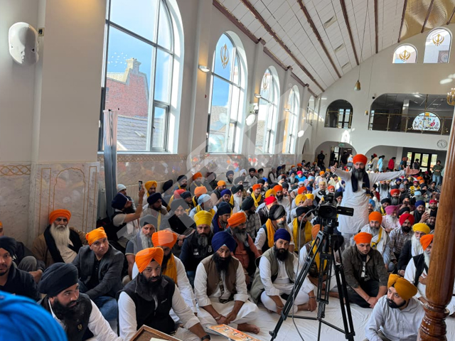 ਇੰਗਲੈਂਡ - ਗੁਰਦੁਆਰਾ ਗੁਰੂ ਨਾਨਕ ਸਾਹਿਬ ਸਮੈਥਿਕ ਵਿਖੇ ਅਕਾਲੀ ਦਲ ਵਾਰਿਸ ਪੰਜਾਬ ਦੇ ਵਲੋਂ ਵਿਸ਼ਾਲ ਪੰਥਕ ਇਕੱਠ