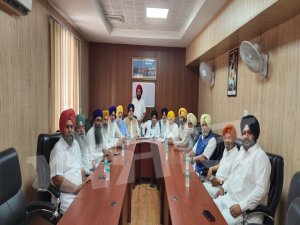 ਸ਼੍ਰੋਮਣੀ ਅਕਾਲੀ ਦਲ (ਪੁਨਰ ਸੁਰਜੀਤ) ਦੀ ਕੋਰ ਕਮੇਟੀ ਦੀ ਮੀਟਿੰਗ ਸ਼ੁਰੂ