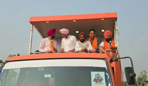 ਅਜਨਾਲਾ ਹਲਕੇ ’ਚ ਪਹੁੰਚੀ ਭਾਜਪਾ ਦੀ ‘ਨਸ਼ਾ ਮੁਕਤ ਪੰਜਾਬ ਯਾਤਰਾ’, ਰਮਦਾਸ ਵਿਖੇ ਭਰਵਾਂ ਸਵਾਗਤ