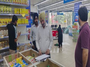 ਫੂਡ ਸੇਫਟੀ ਵਿਭਾਗ ਵਲੋਂ ਏਲਾਂਟਾ ਮਾਰਟ ਉਪਰ ਛਾਪੇਮਾਰੀ, 36 ਲੀਟਰ ਦੇਸੀ ਘਿਉ ਕੀਤਾ ਜ਼ਬਤ