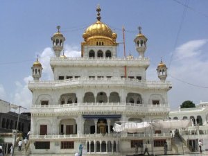 ਸ੍ਰੀ ਅਕਾਲ ਤਖ਼ਤ ਸਾਹਿਬ ਤੋਂ ਸ੍ਰੀ ਗੁਰੂ ਸਿੰਘ ਸਭਾ ਗੁਰਦੁਆਰਾ ਐਸੋਸੀਏਸ਼ਨ ਬੀ.ਸੀ. ਕੈਨੇਡਾ ਨੂੰ ਲਿਖਤੀ ਸਪੱਸ਼ਟੀਕਰਨ ਦੇਣ ਦੇ ਹੁਕਮ