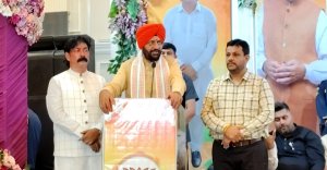 ਹਰਿਆਣਾ ਦੇ ਮੁੱਖ ਮੰਤਰੀ ਨਾਇਬ ਸਿੰਘ ਸੈਣੀ ਵਲੋਂ ਸੈਂਕੜੇ ਪਰਿਵਾਰਾਂ ਨੂੰ ਭਾਜਪਾ ਵਿਚ ਕਰਵਾਇਆ ਸ਼ਾਮਲ