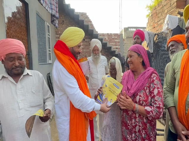 ਹਰਭਜਨ ਸਿੰਘ ਈ.ਟੀ.ਓ. ਨੇ ਮਾਨ ਸਰਕਾਰ ਵਲੋਂ ਹਰ ਘਰ ਤੱਕ ਪਹੁੰਚਾਈਆਂ ਸਹੂਲਤਾਂ ਬਾਰੇ ਜਾਣਿਆ ਲੋਕਾਂ ਦਾ ਪੱਖ