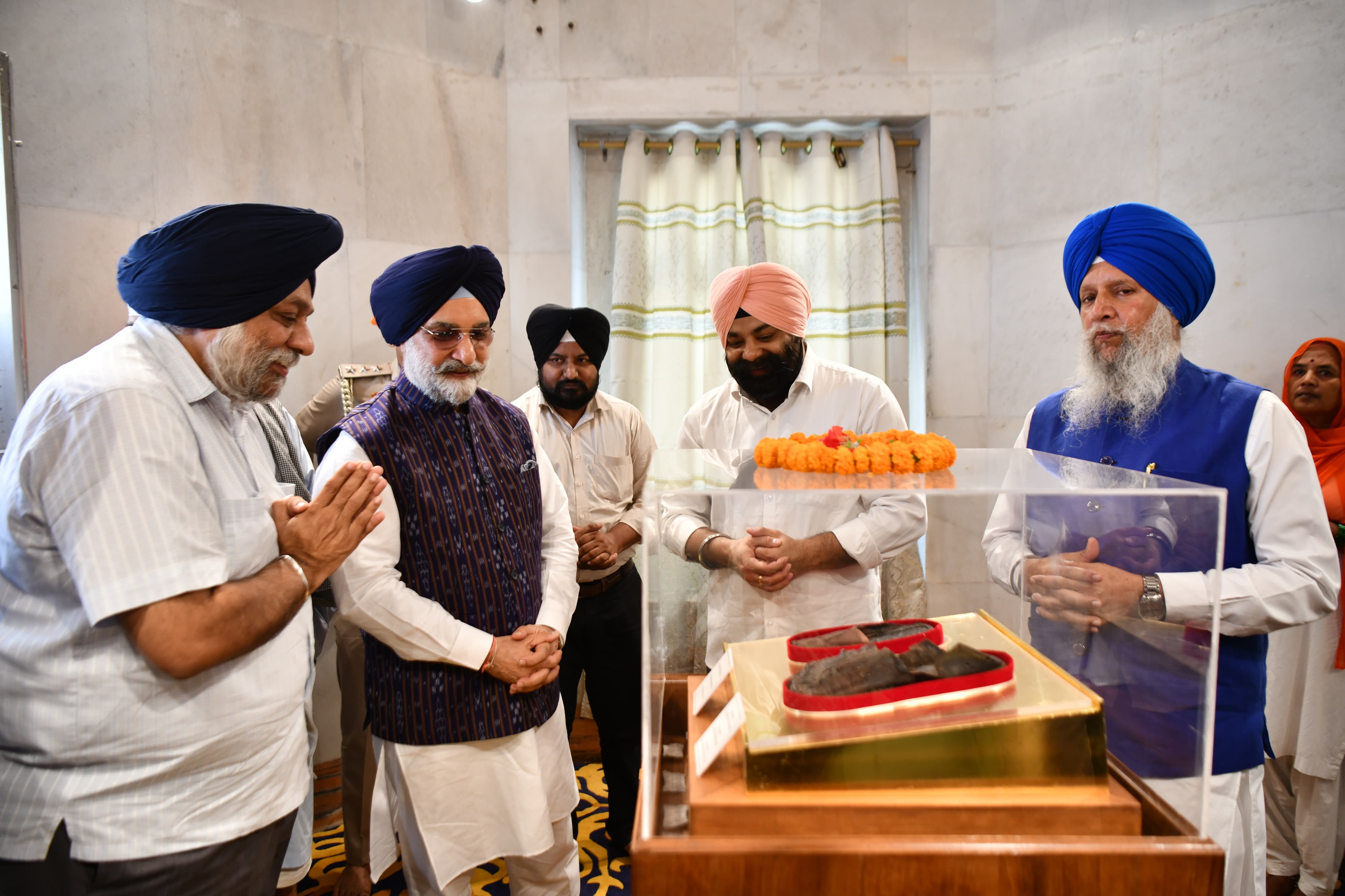 ਤਰਨਜੀਤ ਸਿੰਘ ਸੰਧੂ ਨੇ ਤਖ਼ਤ ਪਟਨਾ ਸਾਹਿਬ ਵਿਖੇ ਟੇਕਿਆ ਮੱਥਾ
