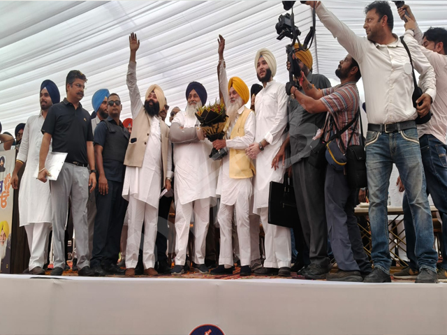 'ਪੰਜਾਬ ਬਚਾਓ ਰੈਲੀ' 'ਚ ਪਹੁੰਚੇ ਸੁਖਬੀਰ ਸਿੰਘ ਬਾਦਲ ਅਤੇ ਬਿਕਰਮ ਸਿੰਘ ਮਜੀਠੀਆ