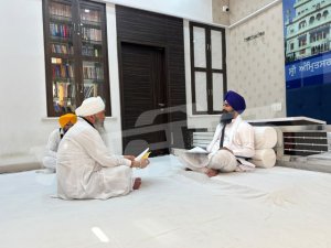 ਸੰਤ ਬਾਬਾ ਲੱਖਾ ਸਿੰਘ ਨਾਨਕਸਰ ਆਪਣਾ ਸਪੱਸ਼ਟੀਕਰਨ ਲੈ ਕੇ ਜਥੇਦਾਰ ਗੜਗੱਜ ਕੋਲ ਪੁੱਜੇ