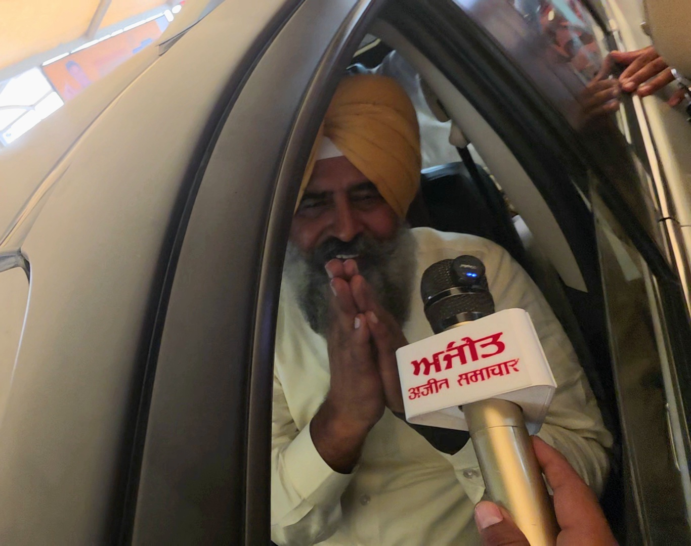 ਪੰਜਾਬ ਕਾਂਗਰਸ ਦਾ ਪ੍ਰਧਾਨ ਬਣਨ ਉਪਰੰਤ ਪਰਗਟ ਸਿੰਘ ਦਾ ਰਾਜਾਸਾਂਸੀ ਹਵਾਈ ਅੱਡੇ ’ਤੇ ਭਰਵਾਂ ਸਵਾਗਤ