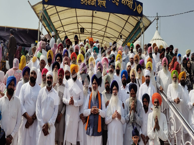 ਗੋਬਿੰਦ ਸਿੰਘ ਲੌਂਗੋਵਾਲ,ਪਰਮਿੰਦਰ ਸਿੰਘ ਢੀਂਡਸਾ ਅਤੇ ਹੋਰ ਆਗੂਆਂ ਨੇ ਤਖ਼ਤ ਸ੍ਰੀ ਦਮਦਮਾ ਸਾਹਿਬ ਵਿਖੇ ਕੀਤੀ ਅਰਦਾਸ