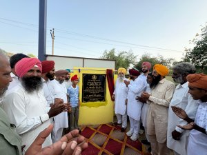 ਕੈਬਨਿਟ ਮੰਤਰੀ ਖੁੱਡੀਆਂ ਨੇ 74.24 ਲੱਖ ਰੁਪਏ ਦੀ ਲਾਗਤ ਨਾਲ ਉਸਾਰੇ ਗਏ ਖੇਡ ਮੈਦਾਨ ਪਿੰਡ ਵਾਸੀਆਂ ਨੂੰ ਕੀਤੇ ਸਮਰਪਿਤ