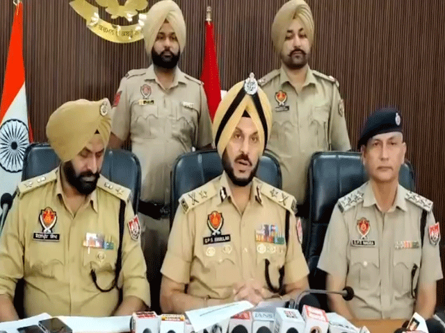 ਆਈ.ਐਸ.ਆਈ. ਨਾਲ ਜੁੜੇ ਦੋ ਅੱਤਵਾਦੀ ਮਾਡਿਊਲਾਂ ਦਾ ਪਰਦਾਫਾਸ਼, 6 ਮੁਲਜ਼ਮ ਗ੍ਰਿਫ਼ਤਾਰ
