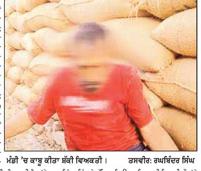 ਅਨਾਜ ਮੰਡੀ ’ਚੋਂ ਚੋਰੀ ਦੇ ਸ਼ੱਕ ’ਚ ਵਿਅਕਤੀ ਕਾਬੂ, ਕੀਤਾ ਪੁਲਿਸ ਹਵਾਲੇ