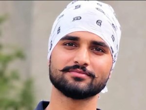 ਲੁਧਿਆਣਾ ਚੰਡੀਗੜ੍ਹ ਰੋਡ 'ਤੇ ਪਰਵਿੰਦਰ ਝੋਟਾ ਦੇ ਕਤਲ ਵਿਰੁੱਧ ਪ੍ਰਦਰਸ਼ਨ ਦੌਰਾਨ ਇੱਕ ਨੌਜਵਾਨ ਦੀ ਮੌਤ, ਬੈਨਰ ਹਟਾਉਂਦੇ ਸਮੇਂ ਲੱਗਿਆ ਕਰੰਟ