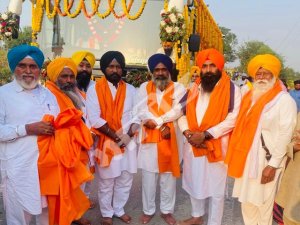 ਨਗਰ ਕੀਰਤਨ ਦਾ  ਤਲਵੰਡੀ ਖੁੰਮਣ ਪੁੱਜਣ 'ਤੇ ਭਰਵਾਂ ਸਵਾਗਤ
