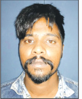 ਲੁਧਿਆਣਾ ’ਚ ਦਿਨ-ਦਿਹਾੜੇ ਨੌਜਵਾਨ ਦਾ ਤੇਜ਼ਧਾਰ ਹਥਿਆਰਾਂ ਨਾਲ ਕਤਲ
ਗੁੱਟ ਵੱਢ ਕੇ ਨਾਲ ਲੈ ਗਏ ਹਮਲਾਵਰ, ਰਸਤੇ ’ਚ ਦੁਕਾਨਦਾਰ ਨੂੰ ਫੜਾਇਆ