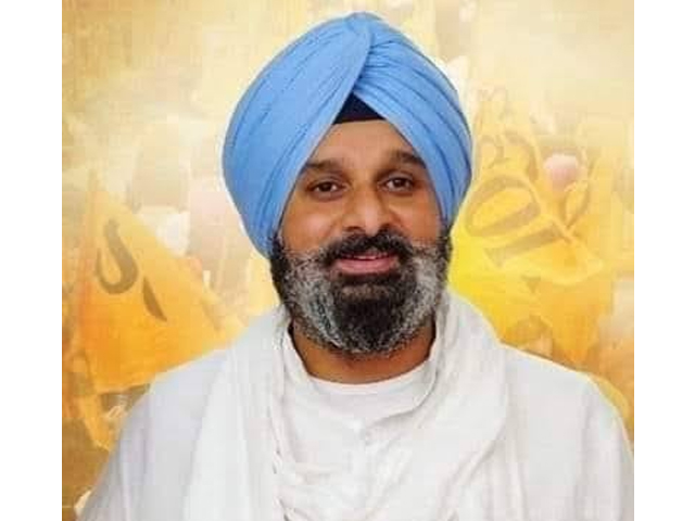 ਮੁੱਖ ਮੰਤਰੀ ਭਗਵੰਤ ਮਾਨ ਦੇ ਓ.ਐਸ.ਡੀ., ਰਾਜਬੀਰ ਸਿੰਘ ਘੁੰਮਣ ਨੇ ਬਿਕਰਮ ਸਿੰਘ ਮਜੀਠੀਆ ਨੂੰ ਭੇਜਿਆ  ਕਾਨੂੰਨੀ ਨੋਟਿਸ